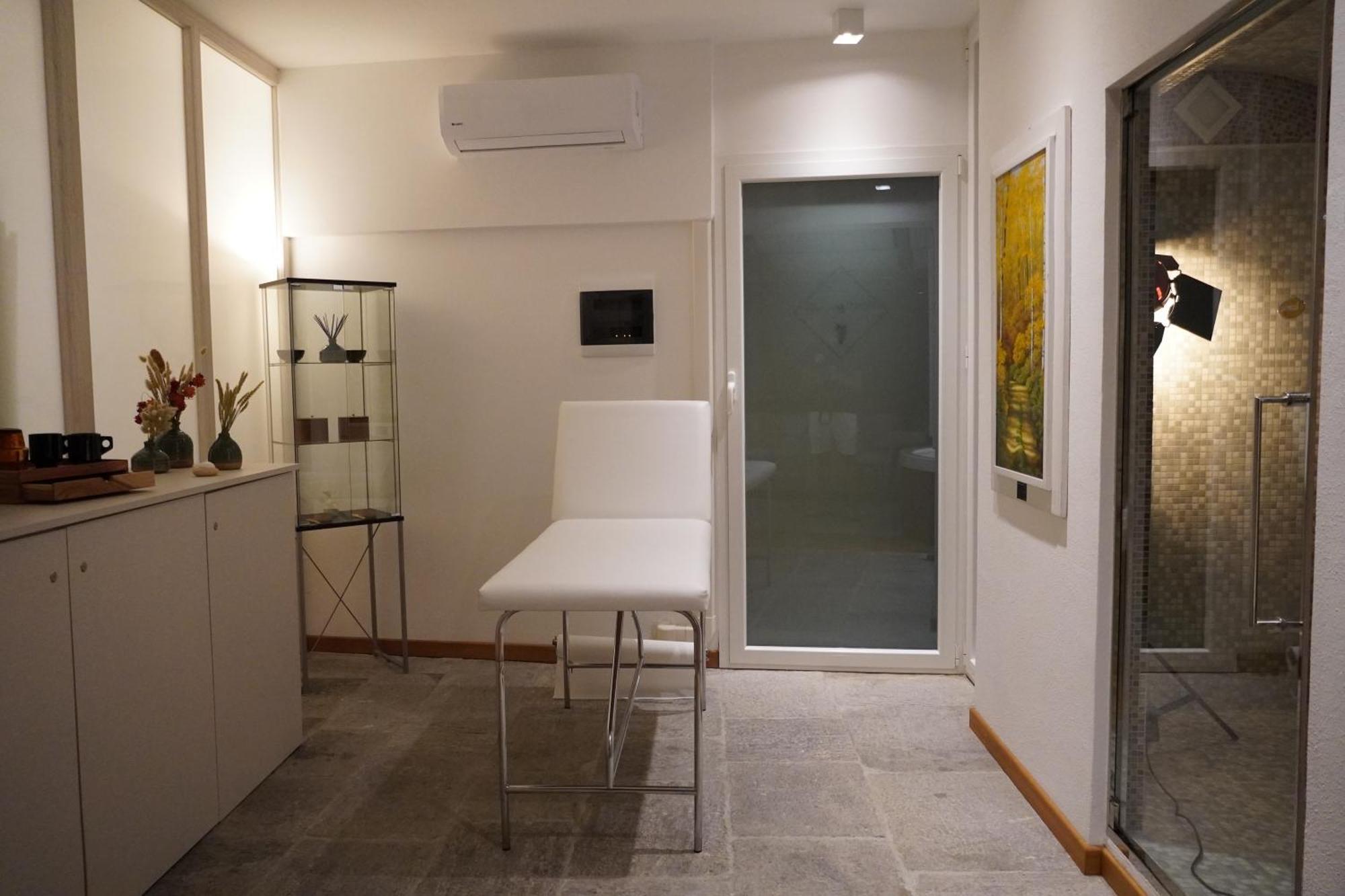 Hotel Ponti อันเจรา ภายนอก รูปภาพ