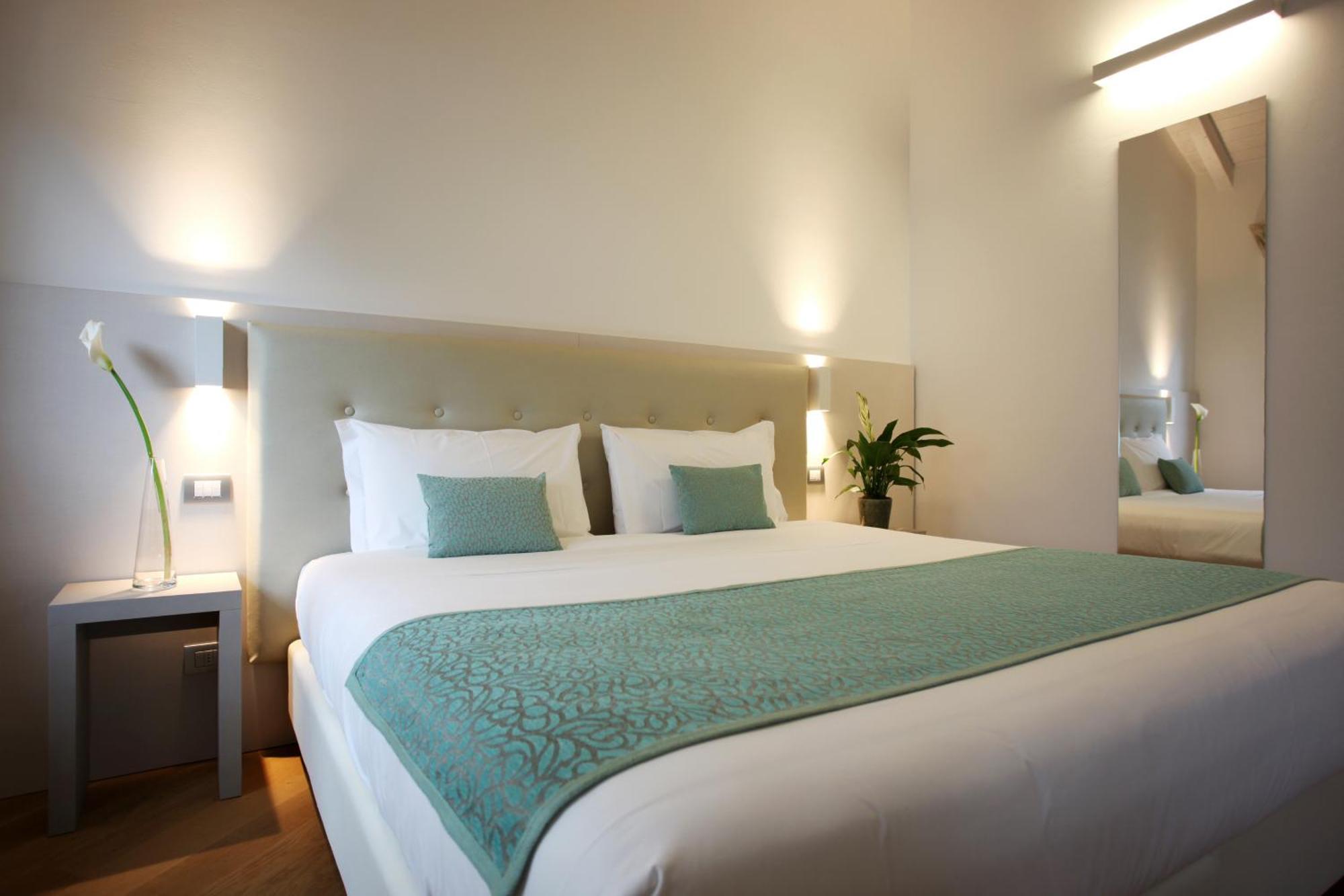 Hotel Ponti อันเจรา ภายนอก รูปภาพ
