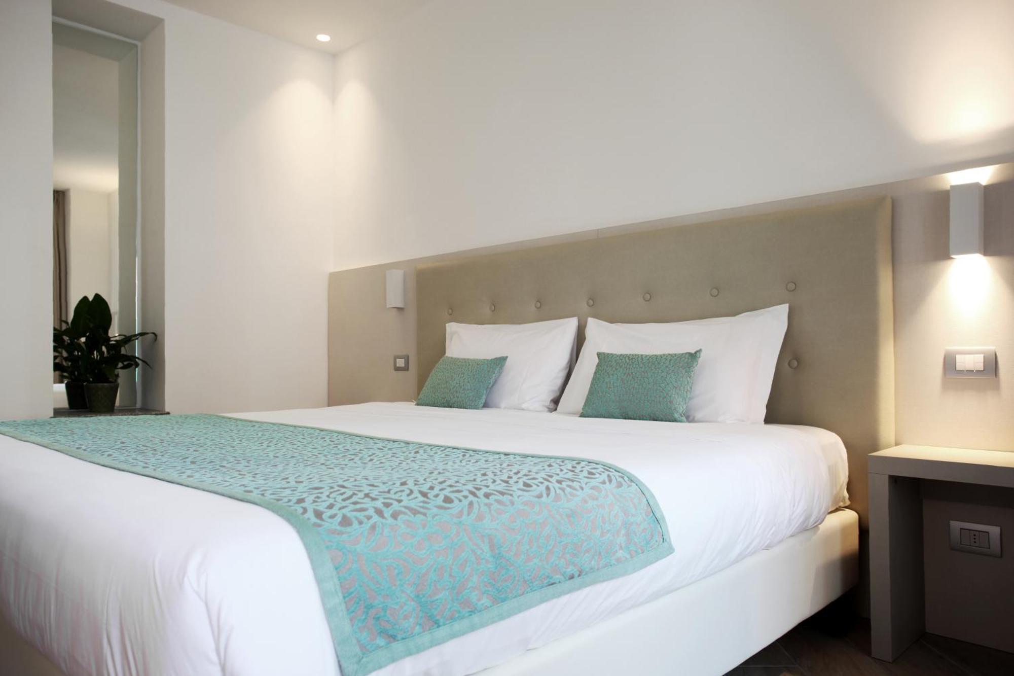 Hotel Ponti อันเจรา ภายนอก รูปภาพ