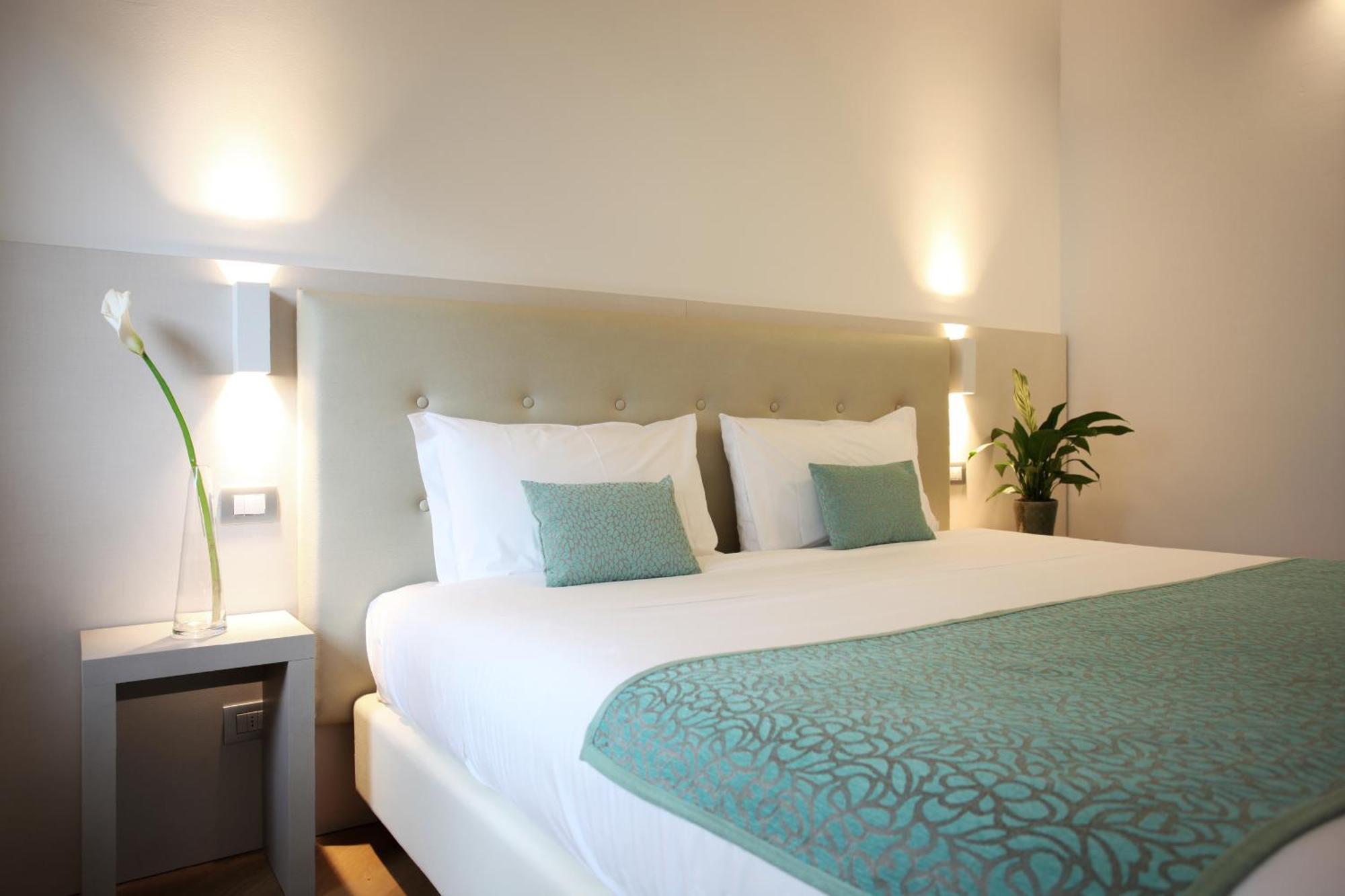 Hotel Ponti อันเจรา ภายนอก รูปภาพ