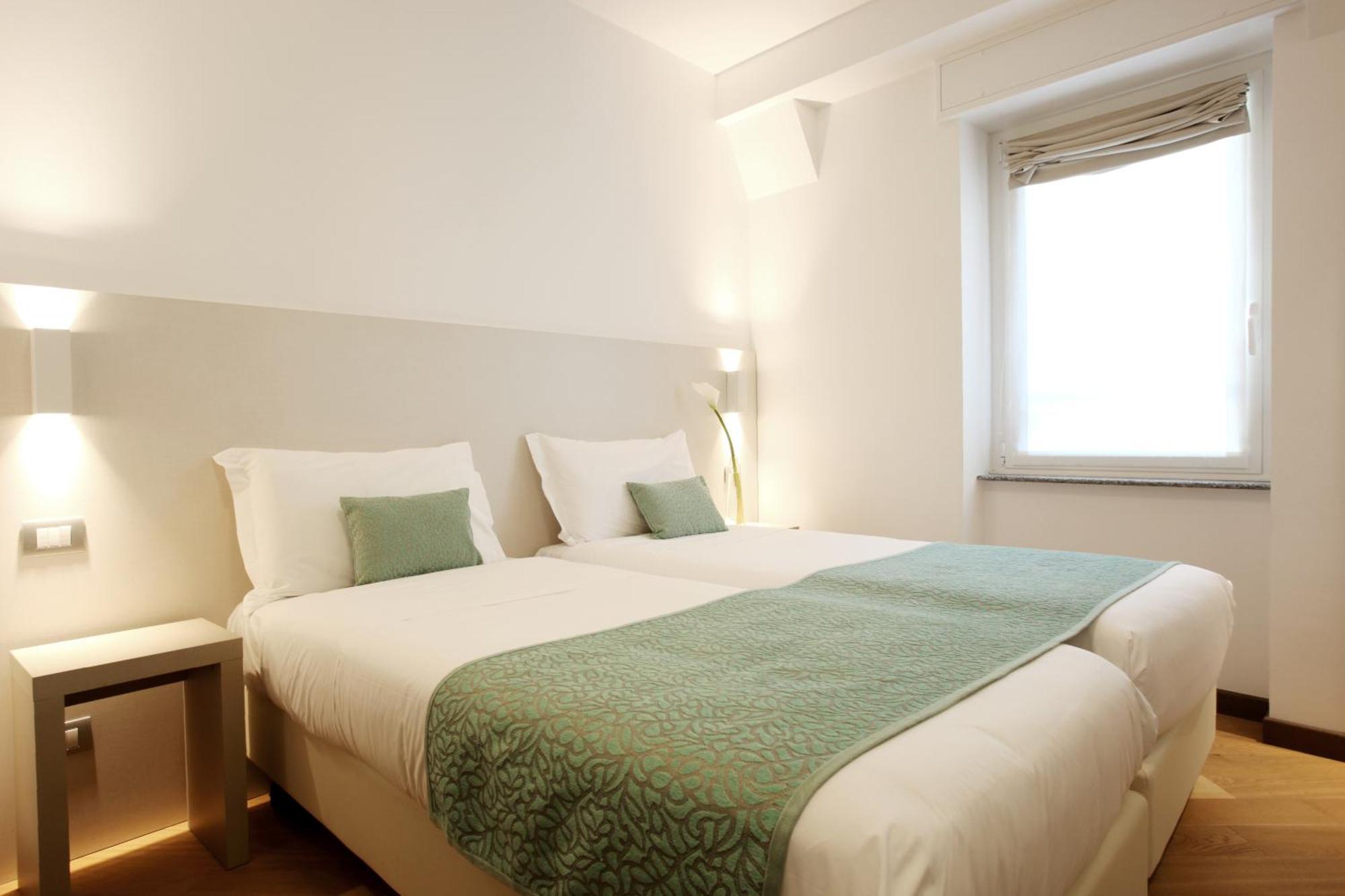 Hotel Ponti อันเจรา ภายนอก รูปภาพ